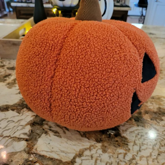 Sherpa Jack O Lantern Plush Pumpkin Pillow Halloween Decor NEW NWT - Picture 7 of 16